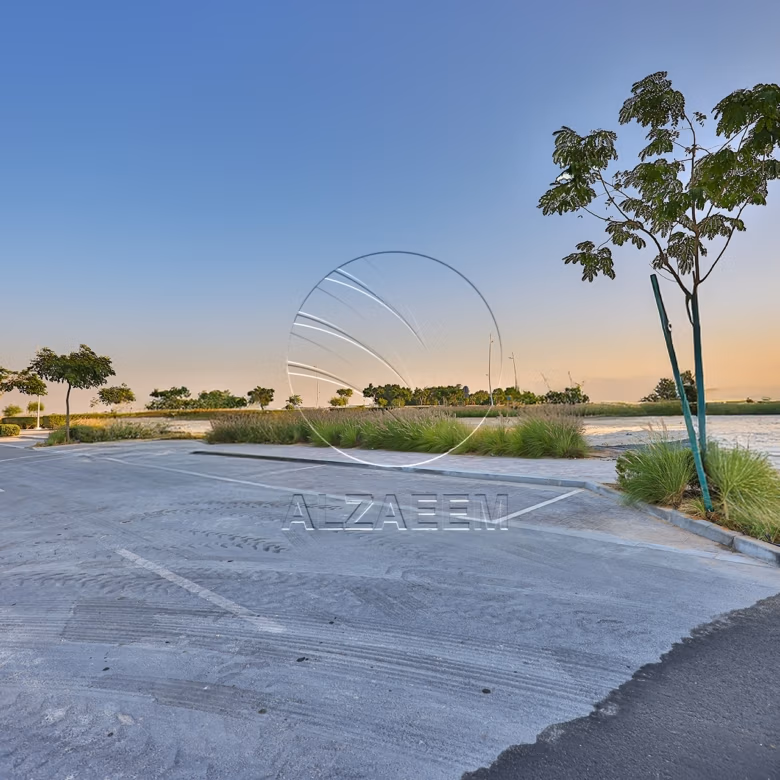 Canal and Marina View Plot | Single Row | 1095 Sqm