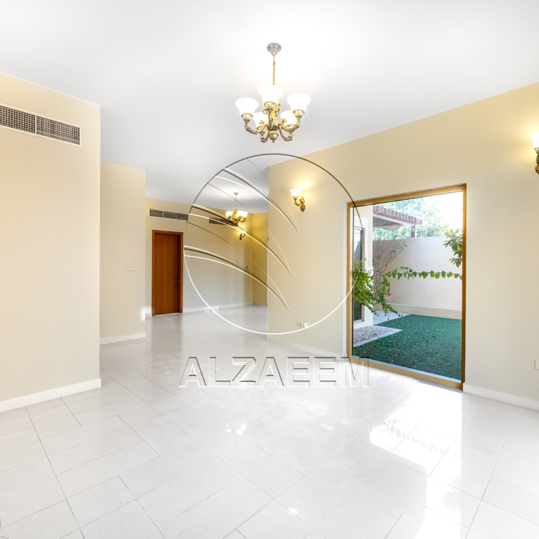 √ Villa Type S | Single Row Corner | VACANT √