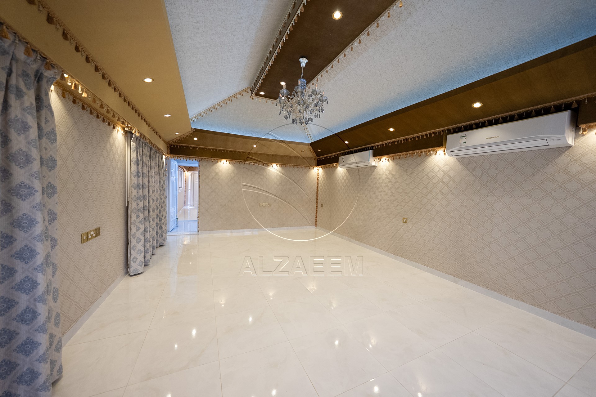 √Corner Unit | 5BR Villa with Pod | 2 Majlis√