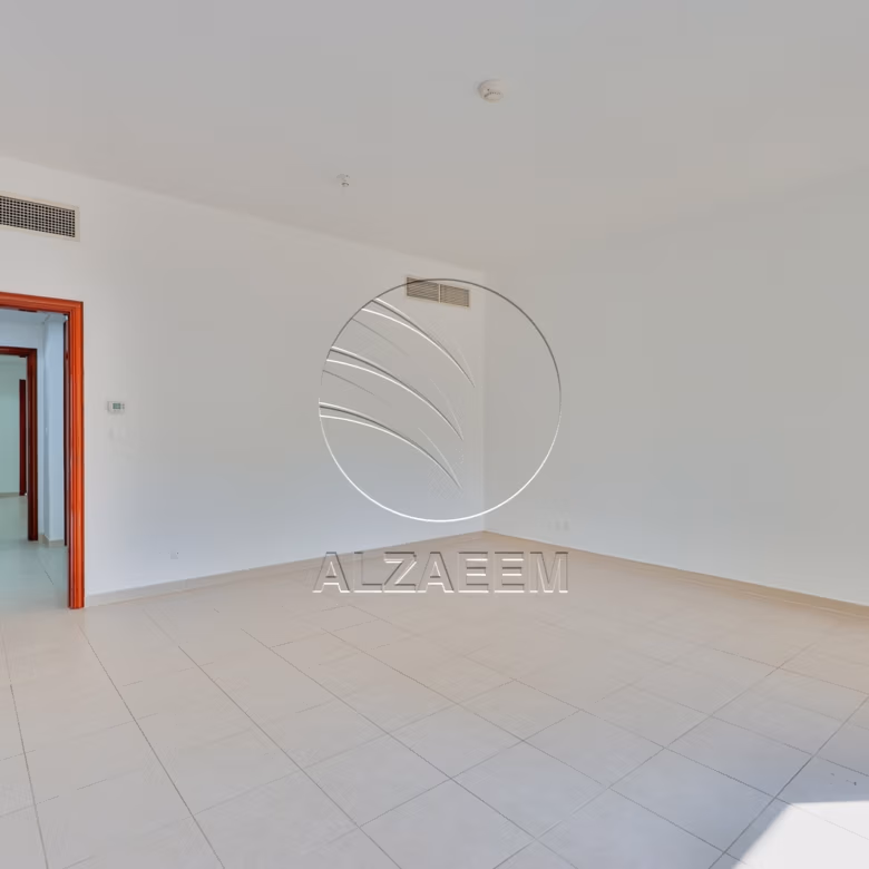 √Prime Location | UPCOMING | Private Garden√