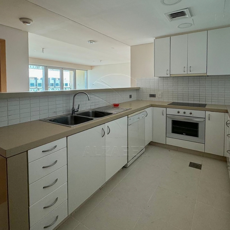 √Modern Living with Private Beach Access | Rented√
