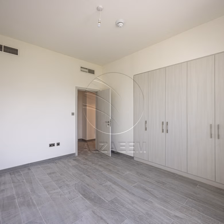VACANT 3BR TH | Prime Location | NEW Family Home!