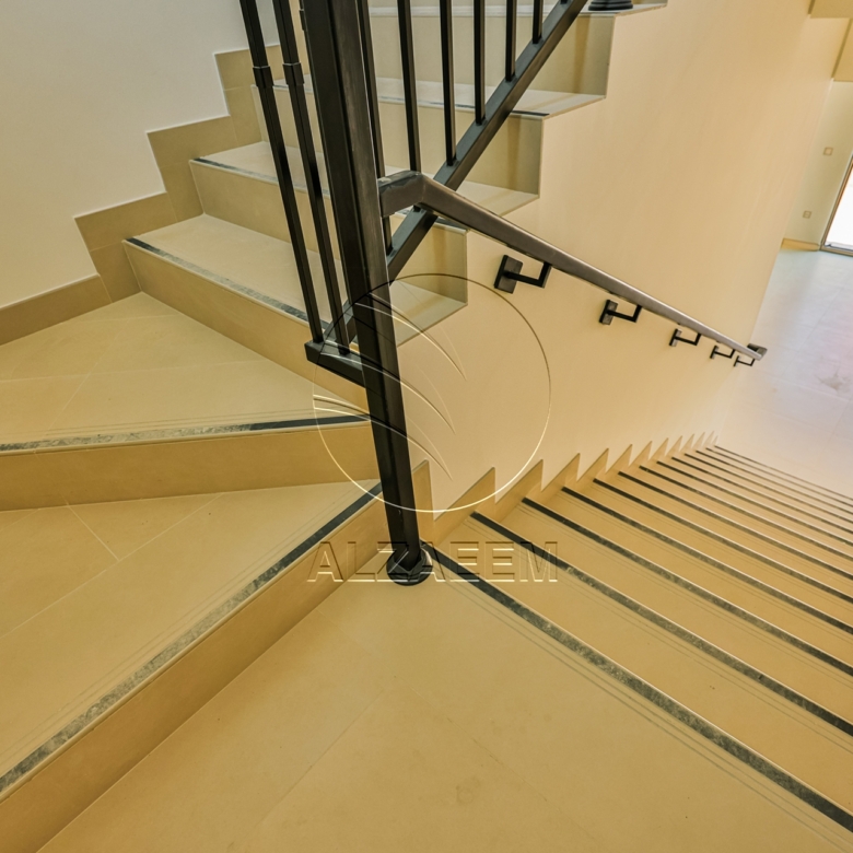 √Single Row! Perfect for End Use | Spacious Area√