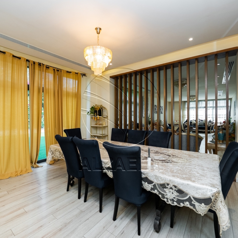 VIP | Upgraded Villa | Corner Single Row | Jacuzzi