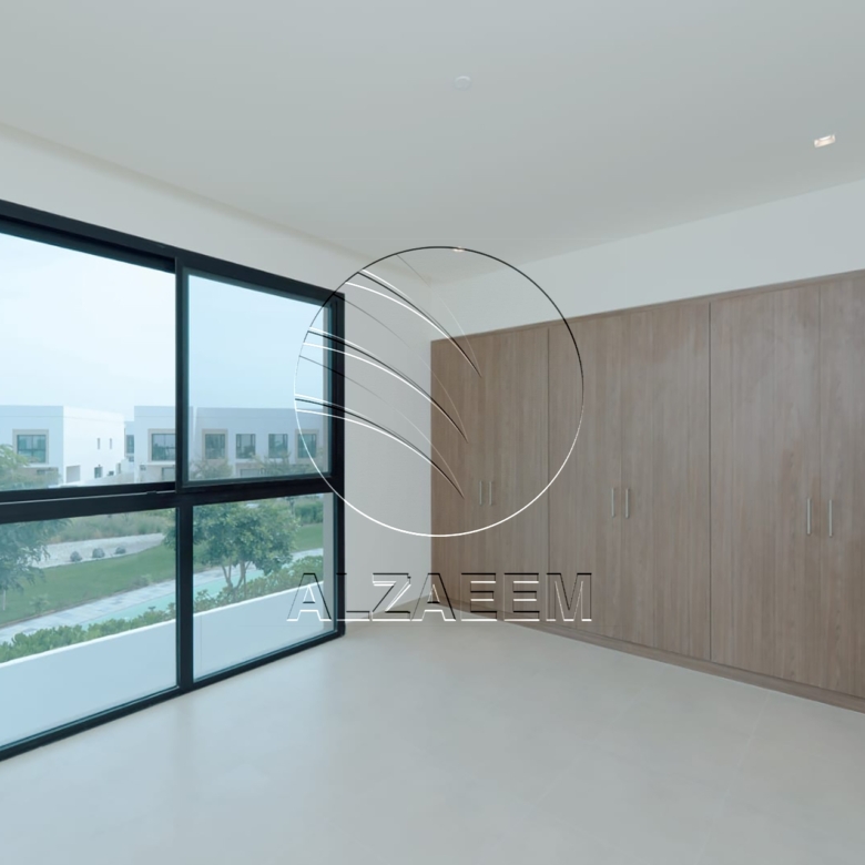 Single Row Corner | Facing Golf Course | Pool View