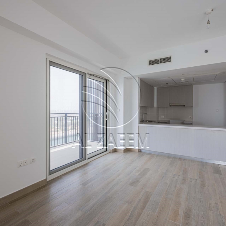√Full Canal View | Waterfront Living | Top Floor√