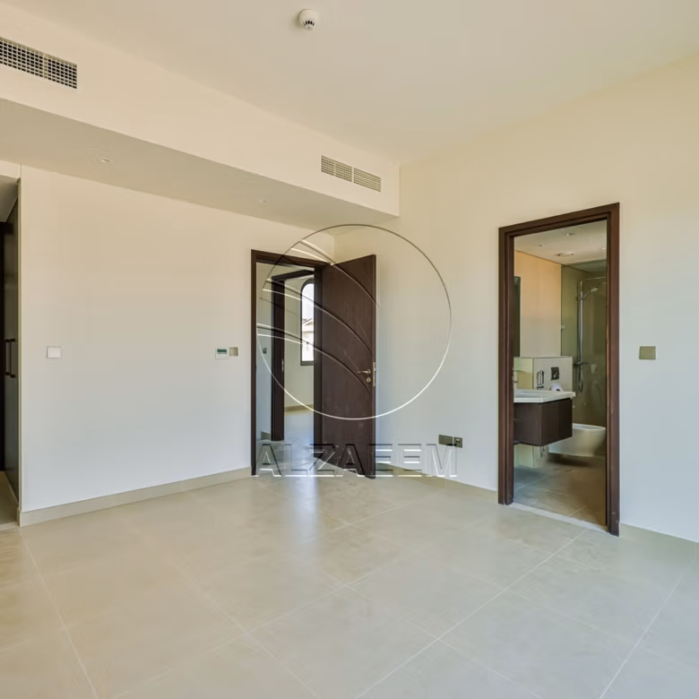√Single Row! Perfect for End Use | Spacious Area√