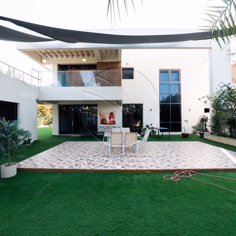 VIP | Upgraded Villa | Corner Single Row | Jacuzzi
