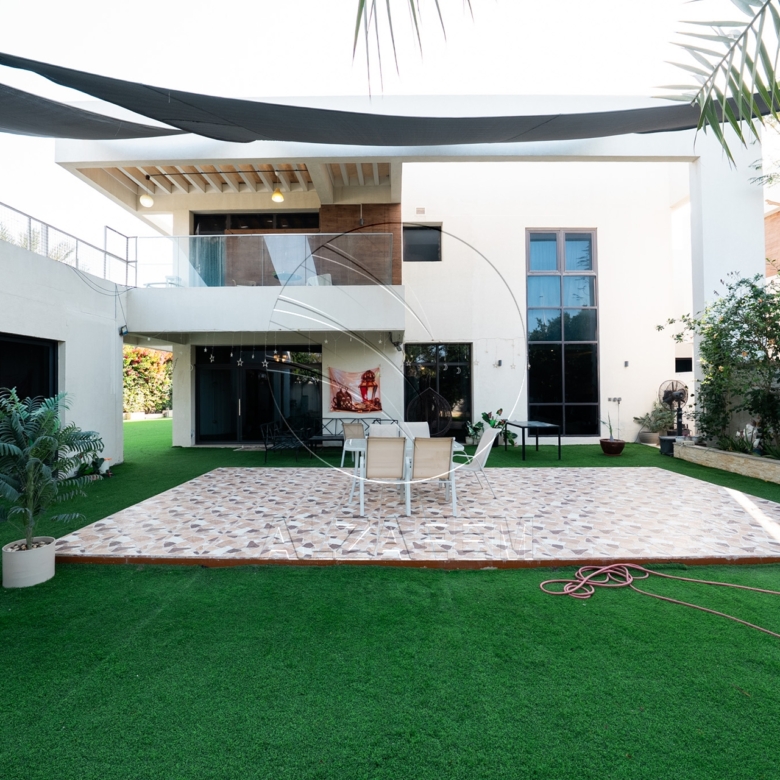 VIP | Upgraded Villa | Corner Single Row | Jacuzzi