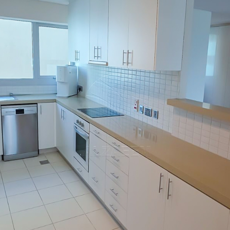 Move-in Ready | Stunning Sea View | Corner Unit