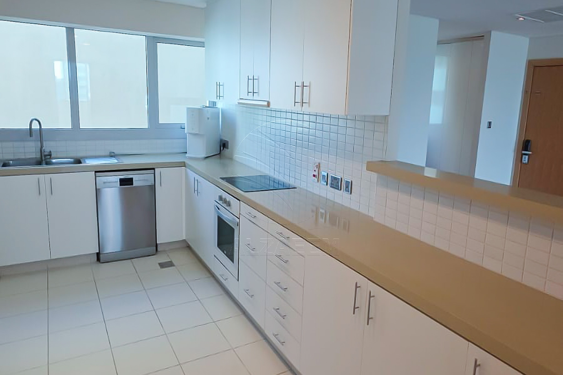 Move-in Ready | Stunning Sea View | Corner Unit