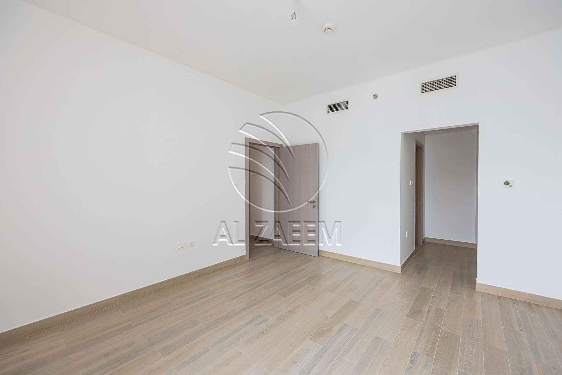 Full Canal View | 4 Payments | High Floor | VACANT