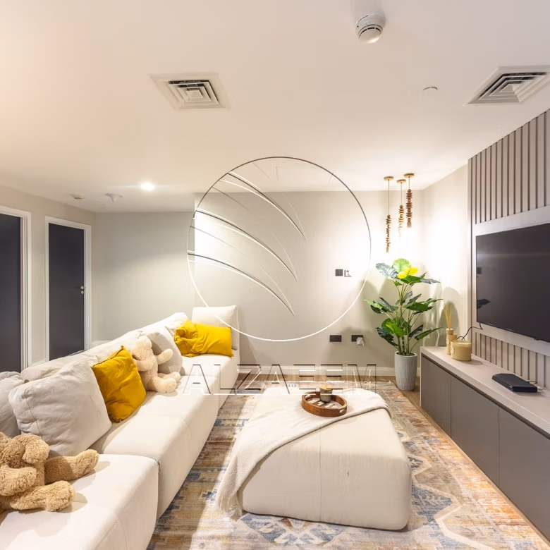 VACANT! 4BR Penthouse | Luxury Living