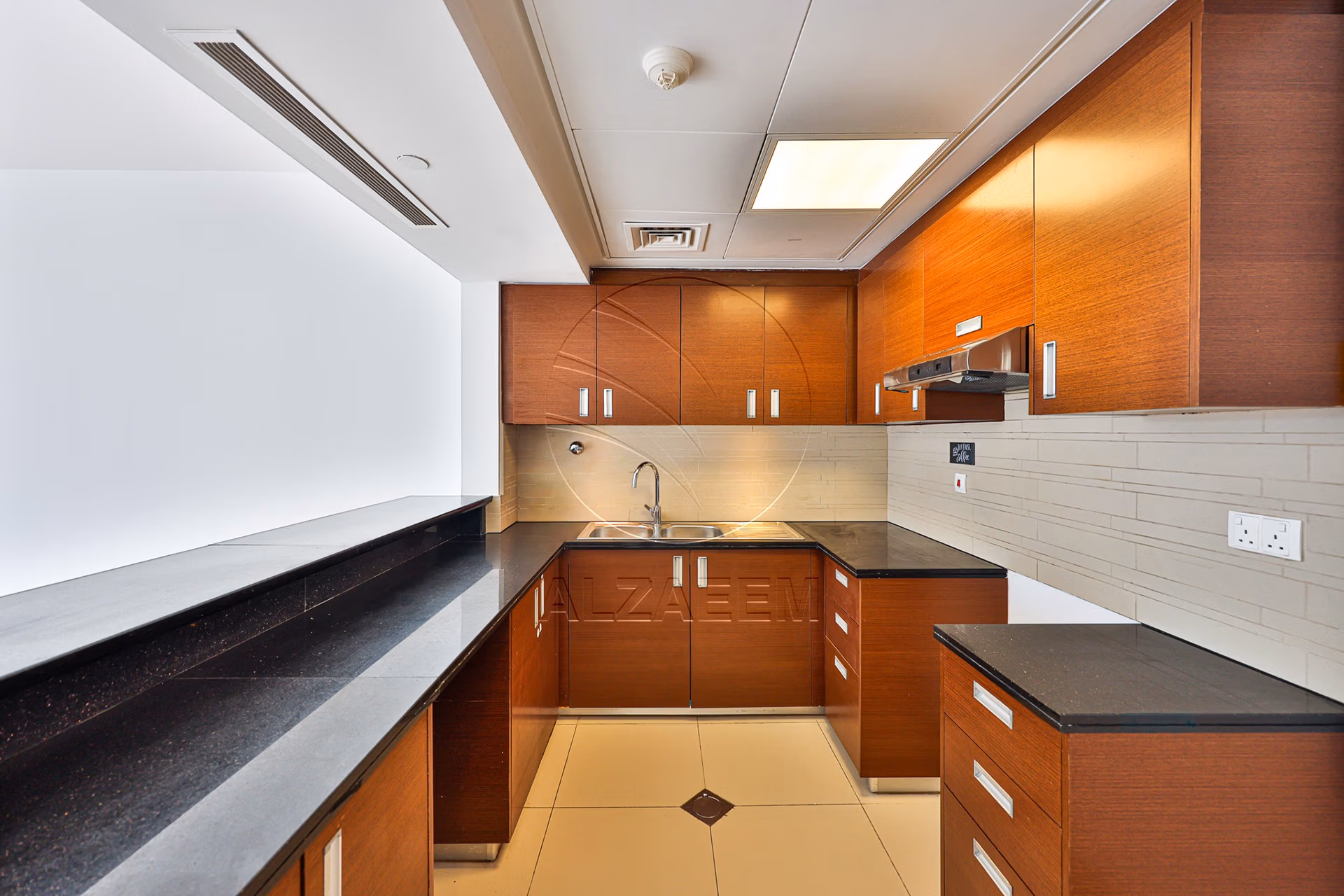 Exclusive! 2BR+Maid | Community View