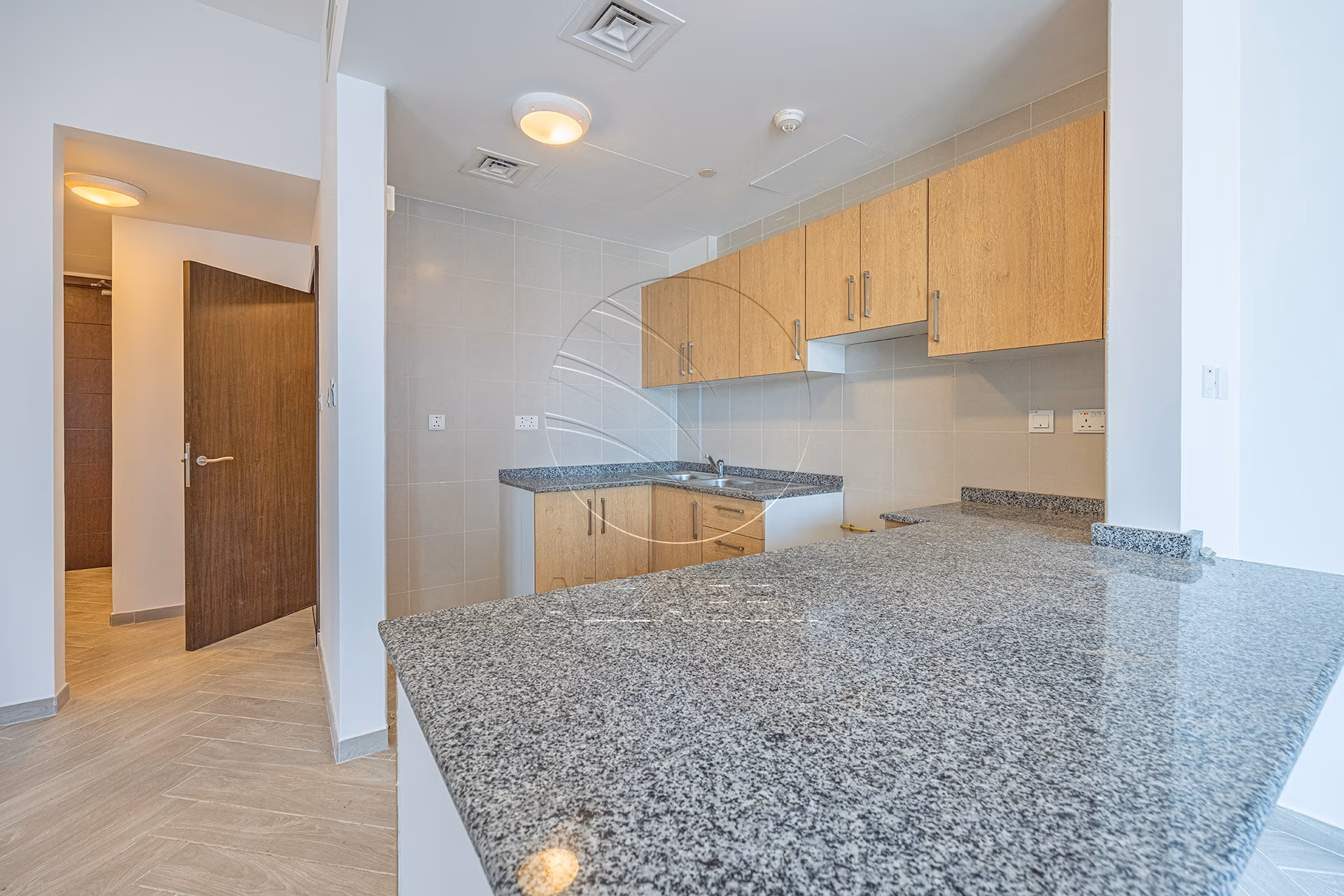 VACANT |1BR with Lovely View | Higher Floor