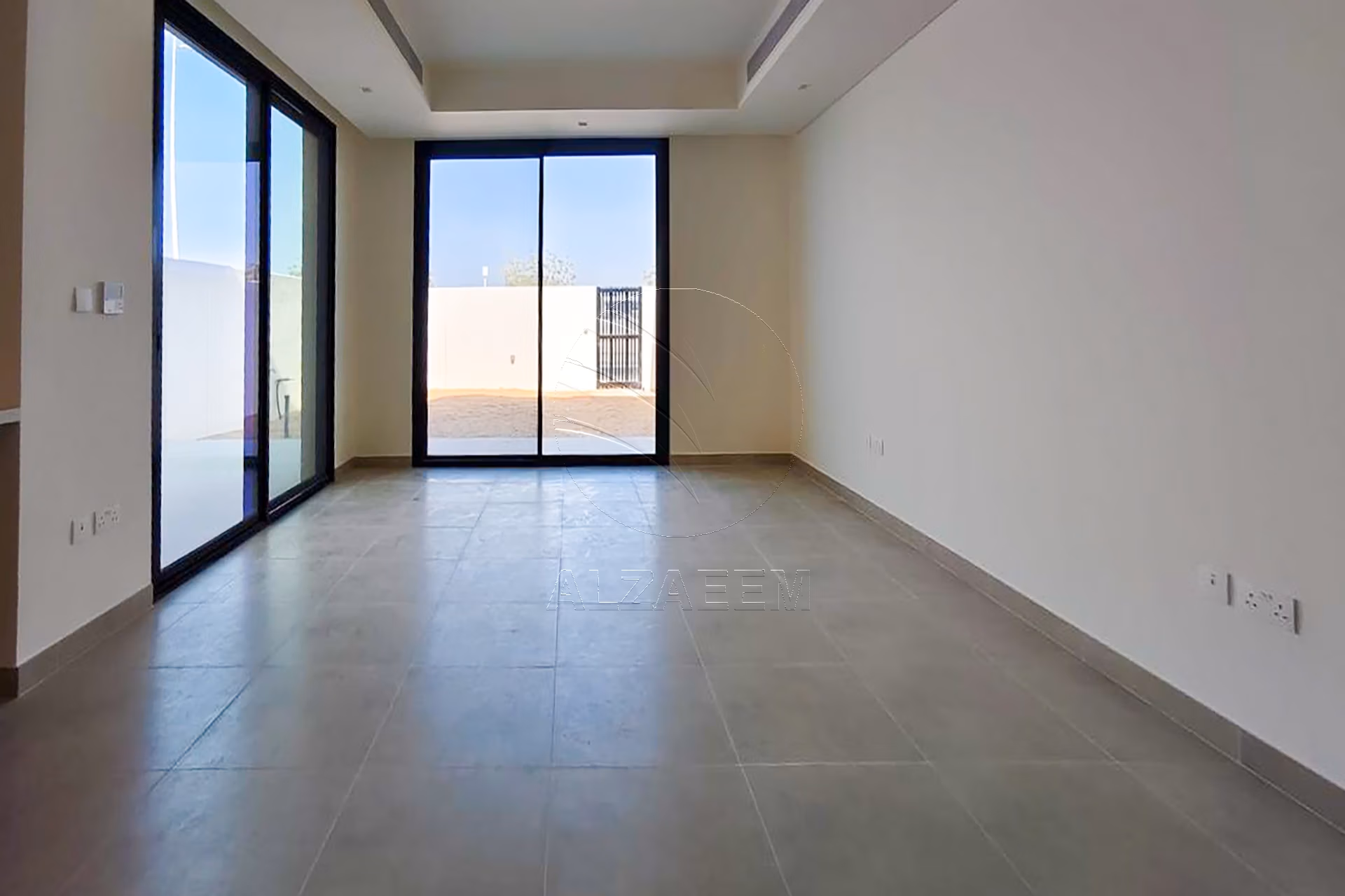 Single Row | Semi Furnished | Near Amenities