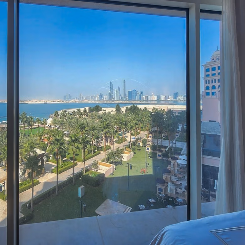 √ HOT DEAL! Sea View and Vacant Unit √