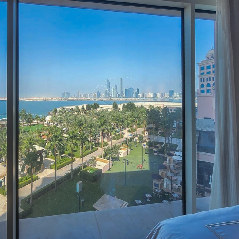 √ HOT DEAL! Sea View and Vacant Unit √