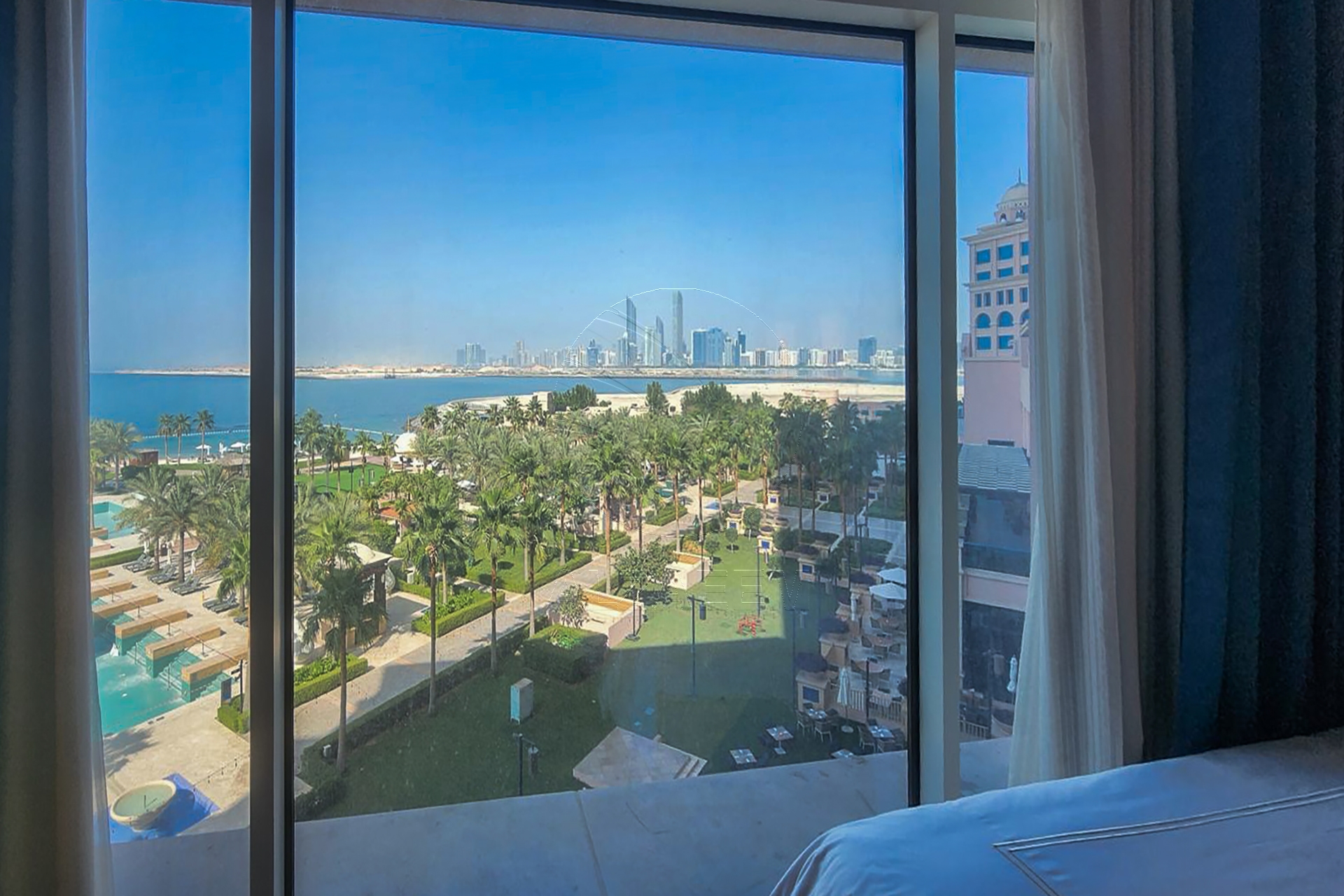 √ HOT DEAL! Sea View and Vacant Unit √