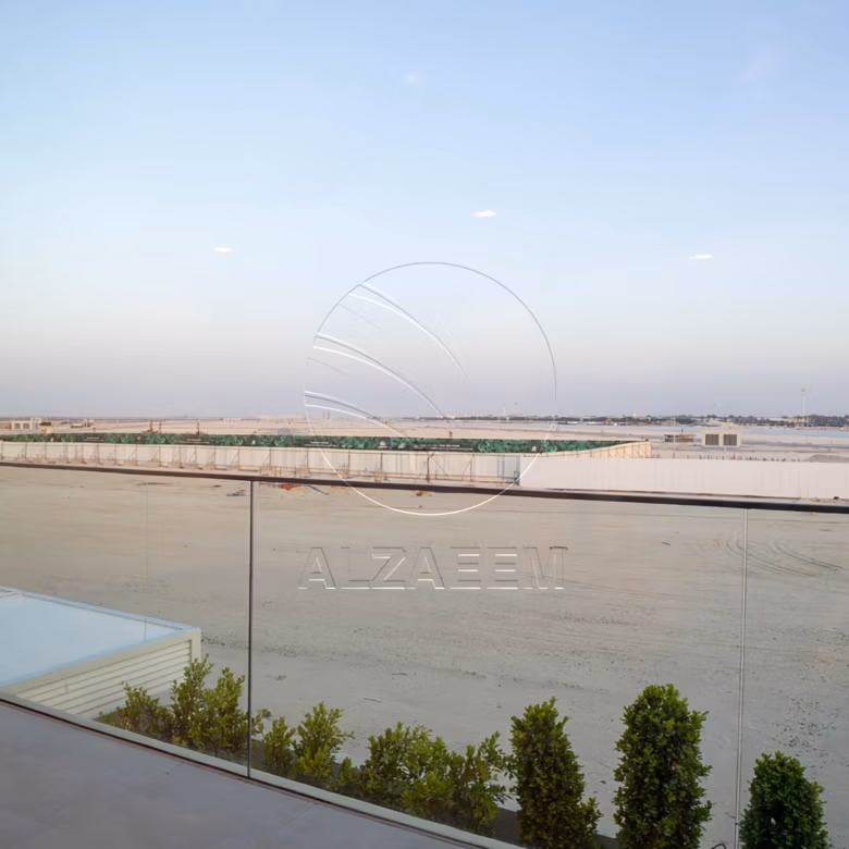 High Quality Upgraded Villa | Single Row | VACANT