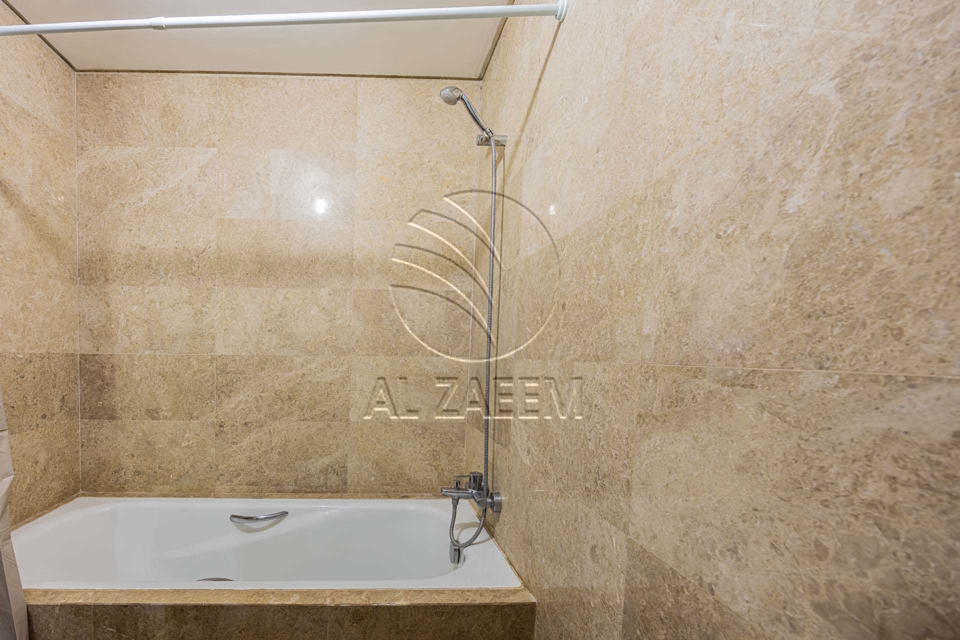 HOT | High Level Unit | Vacant | Nice Views