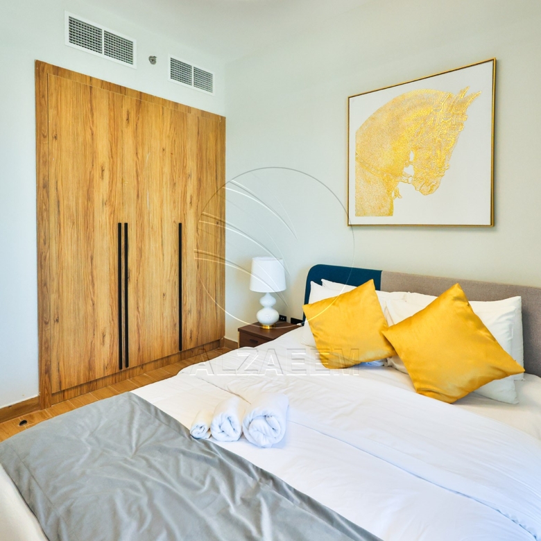 High Level | Furnished | Facing Pool | 2 Payments