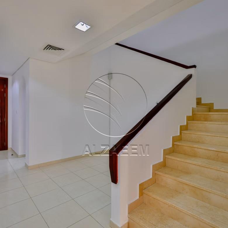 √Prime Location | UPCOMING | Private Garden√
