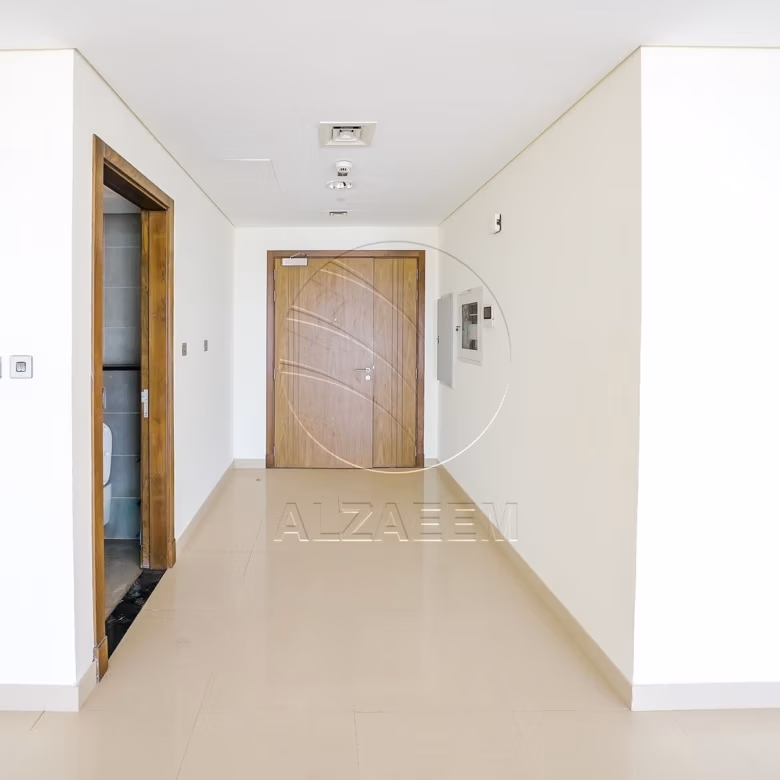 TOP FLOOR | Full Sea View | Move-in Ready