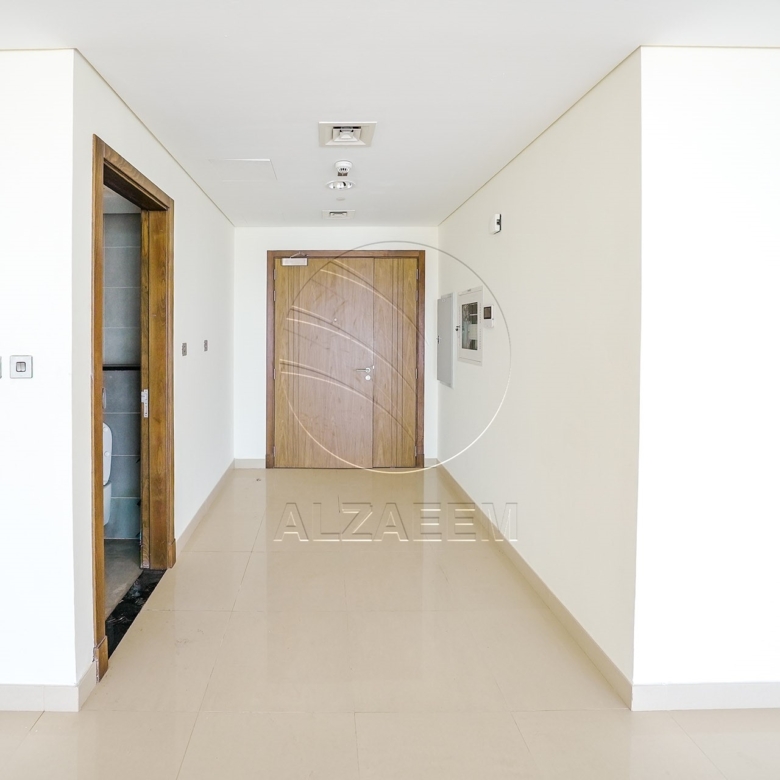 TOP FLOOR | Full Sea View | Move-in Ready