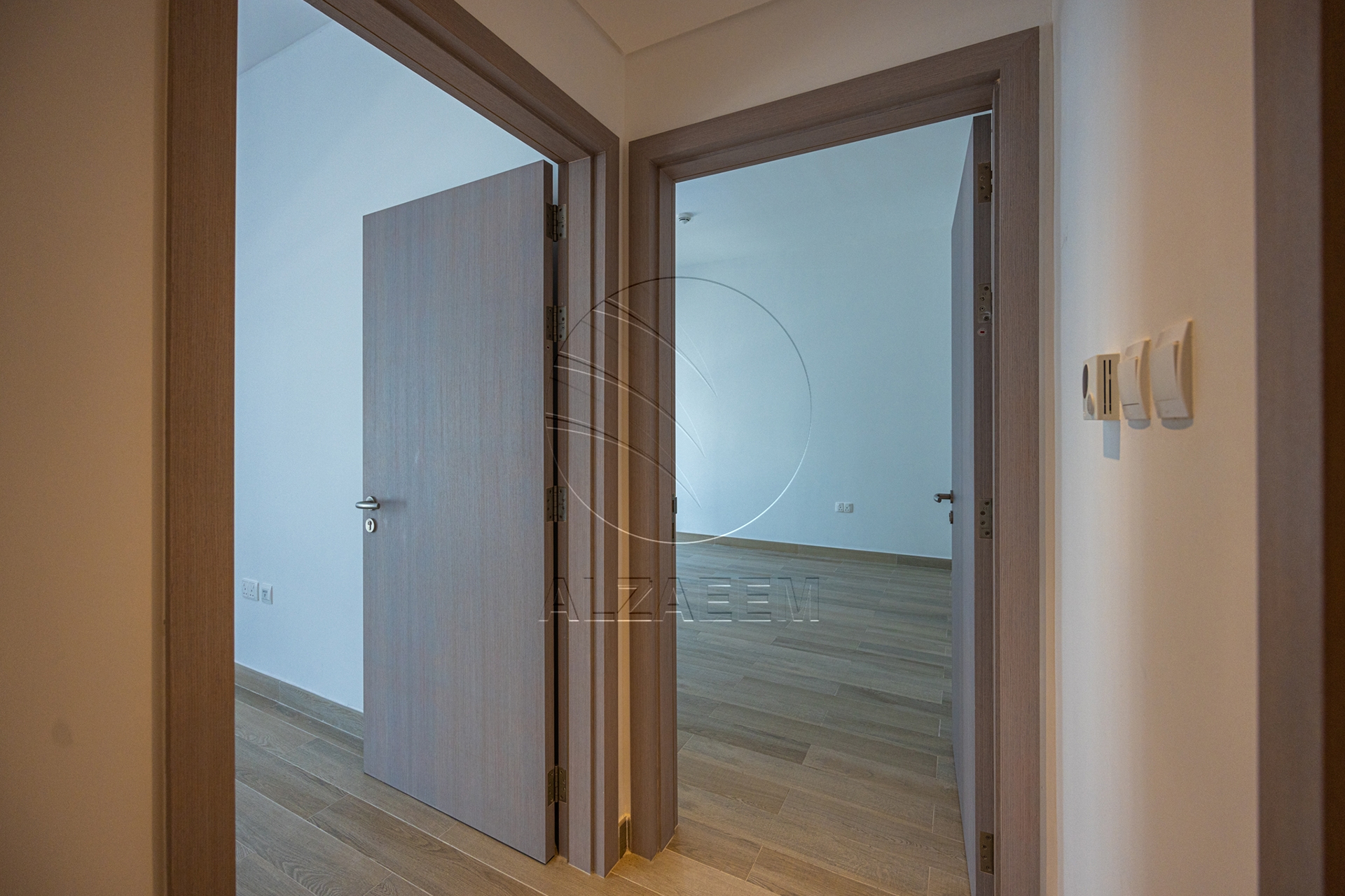 Partial Canal View | High Floor | VACANT