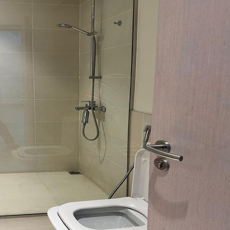 √ VACANT! High Level + Corner Unit | 3 Payments √