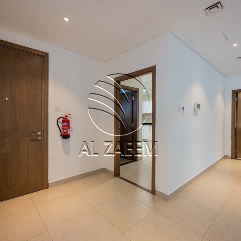 Single Row | Prime Location | VACANT!