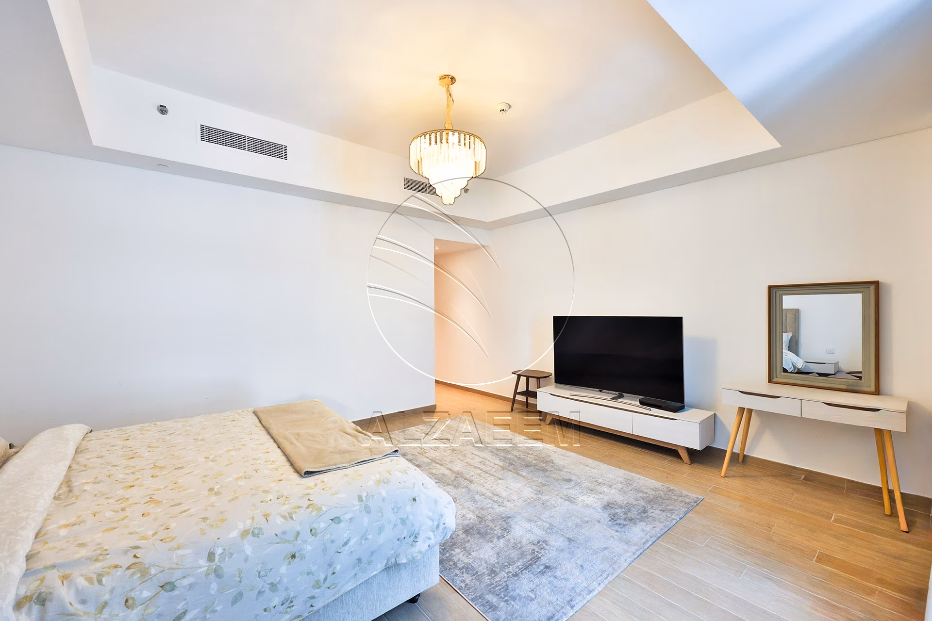 CORNER- 2+Maid | Golf Course View | VACANT