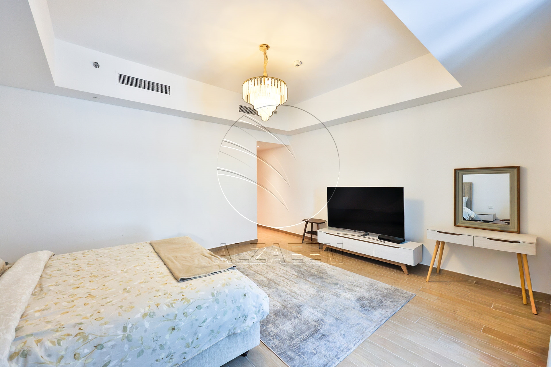 CORNER- 2+Maid | Golf Course View | VACANT