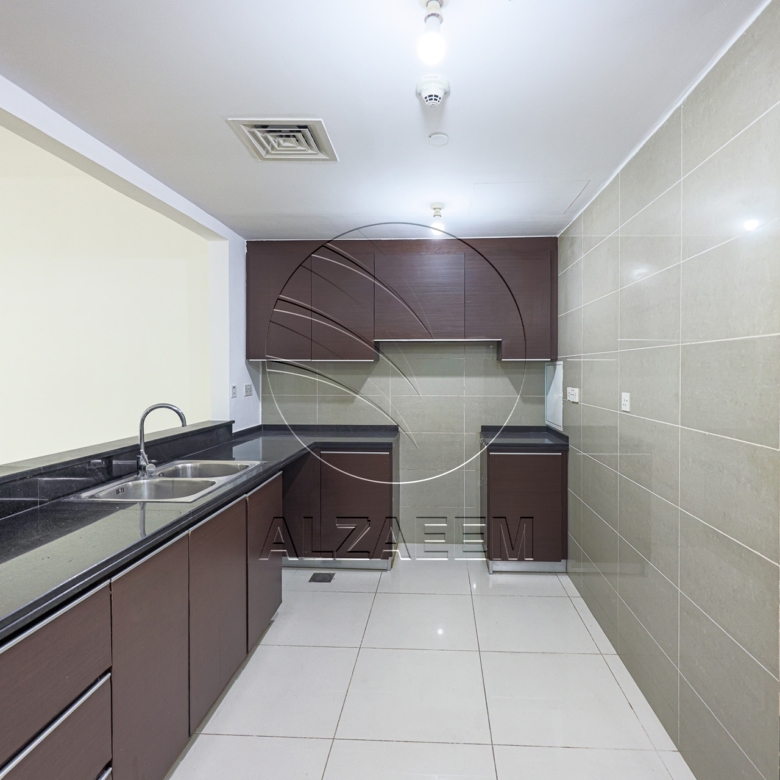 Spacious Layout | Partial Sea View | Move-in Ready
