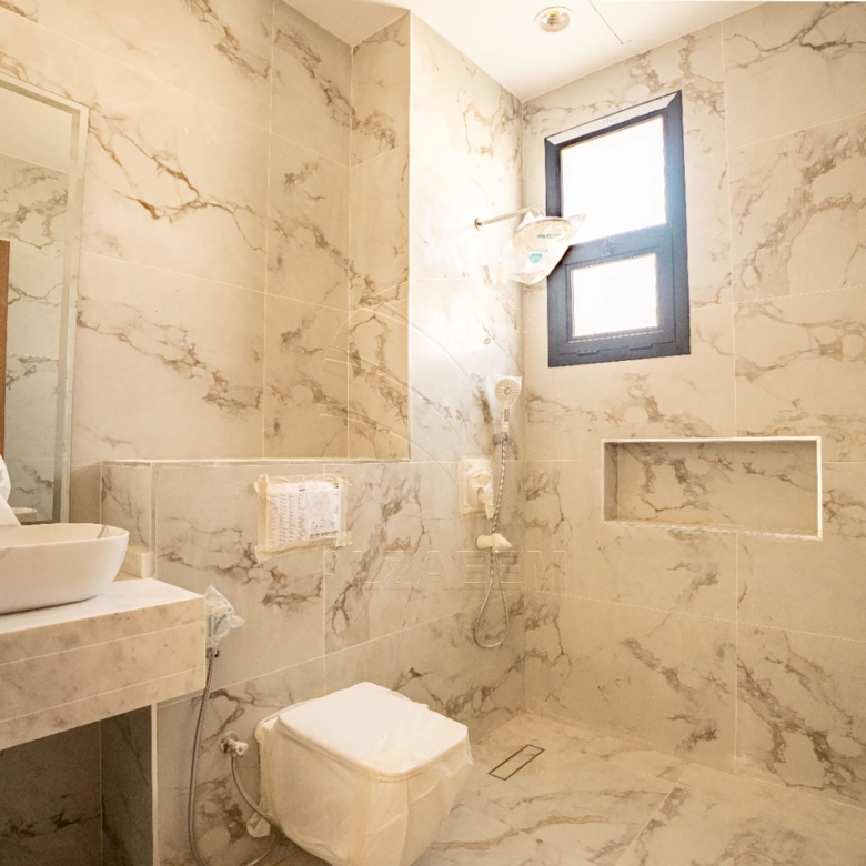 √Single Row l Landscaped l 2Y Maintenance free√
