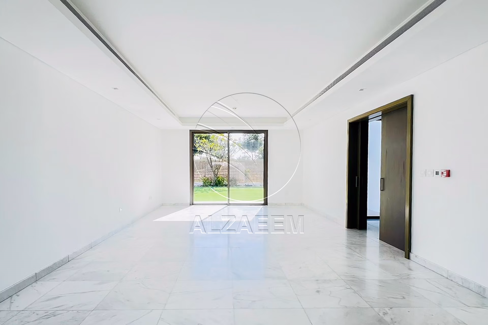Corner | Single Row | Type 4F | Pool + Golf view