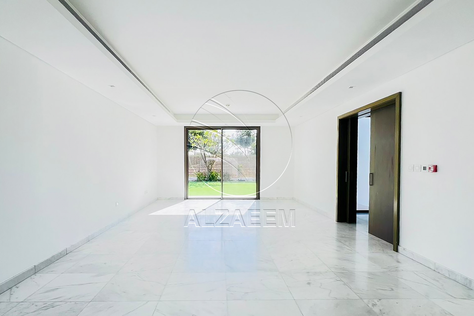 Corner | Single Row | Type 4F | Pool + Golf view