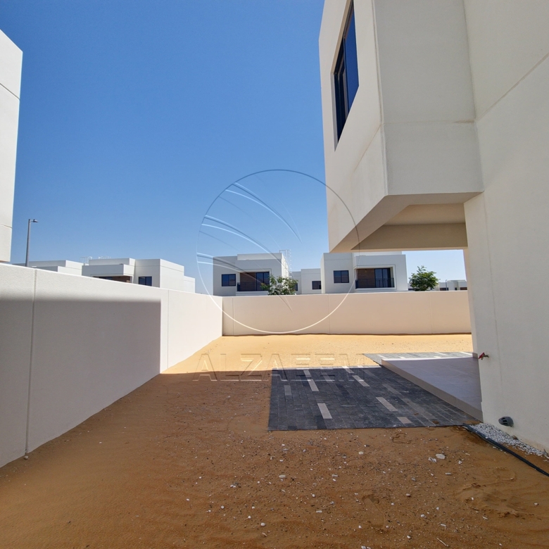 Prime Single Row End Unit | Garden View