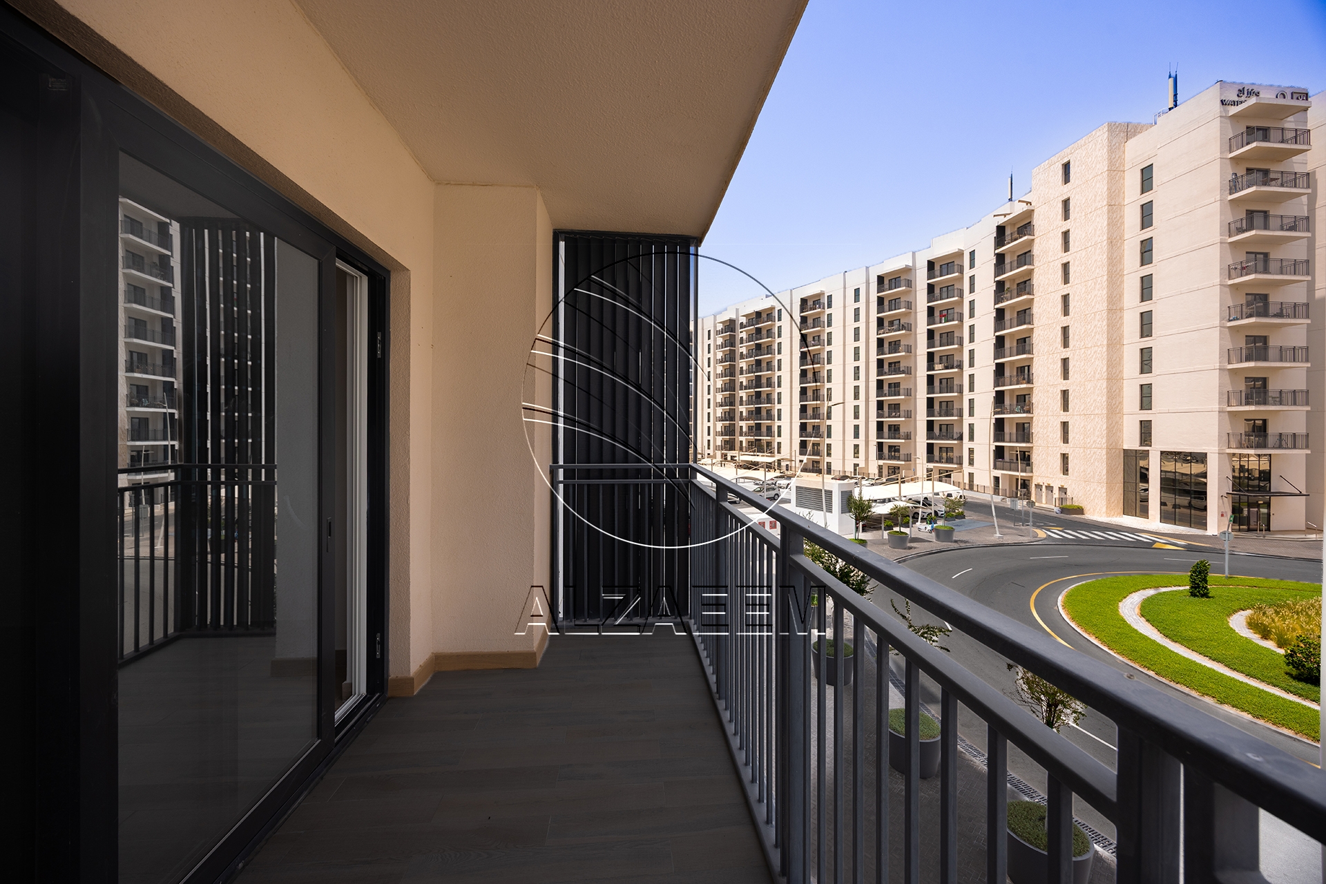 √ VACANT | Partial Canal View | Flexi Payments √