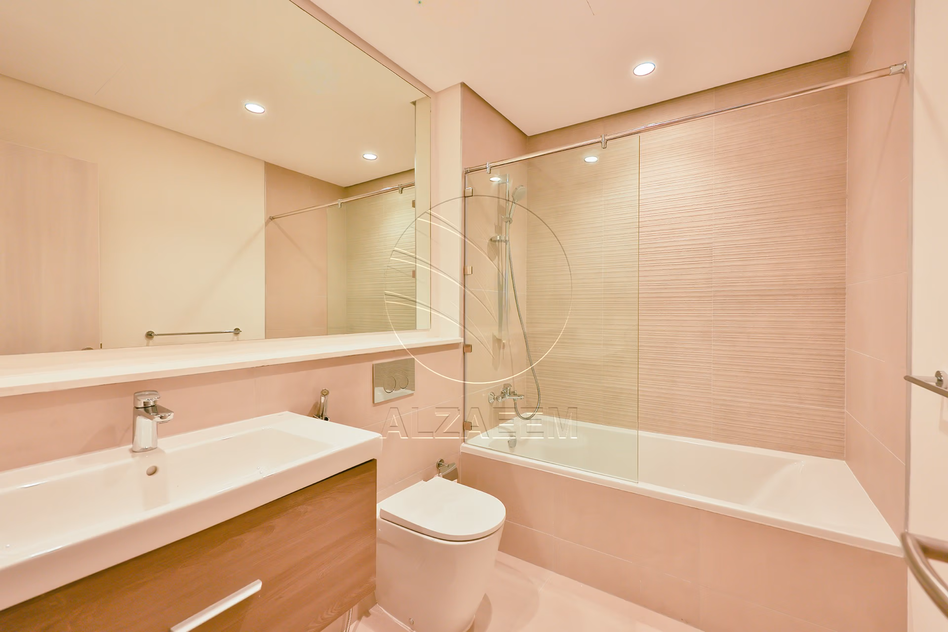 Partial Golf View | Vacant | Furnished Unit