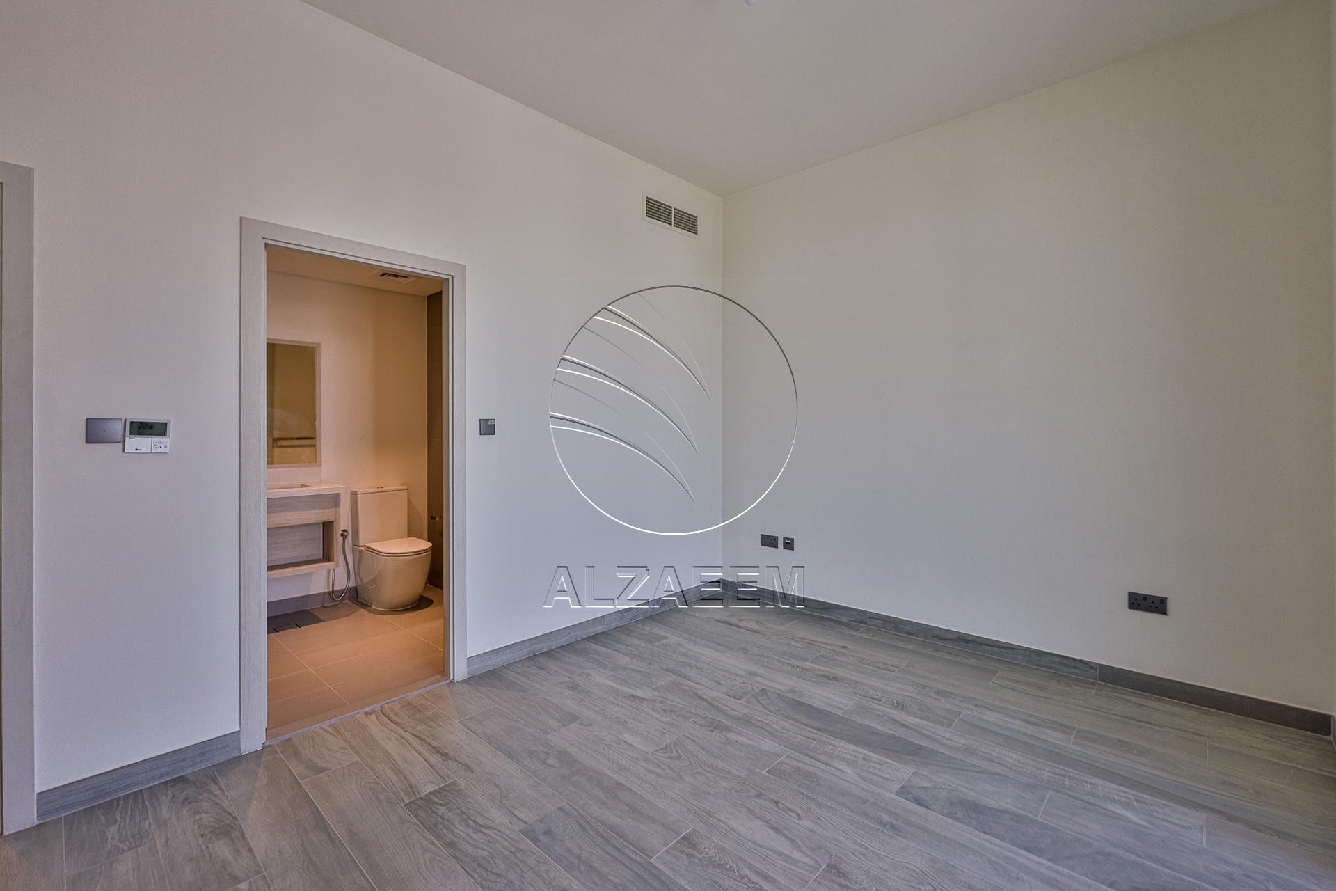 Double Row | Mid Unit | A New Family Home!