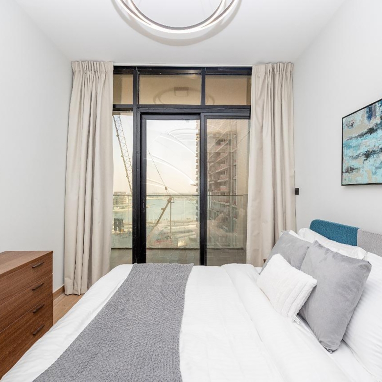 √Furnished Unit | Move-in Ready | Full Canal View√