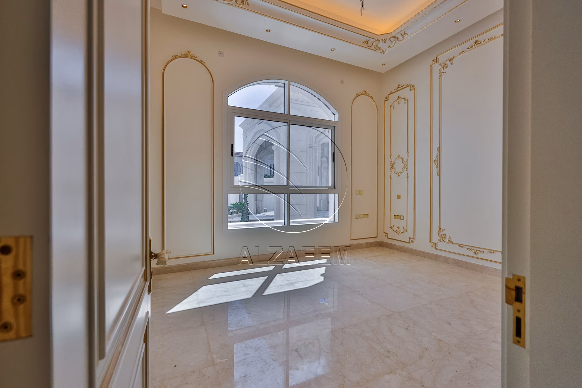 3000 Sqm | Small Luxury Palace | Full Golf View