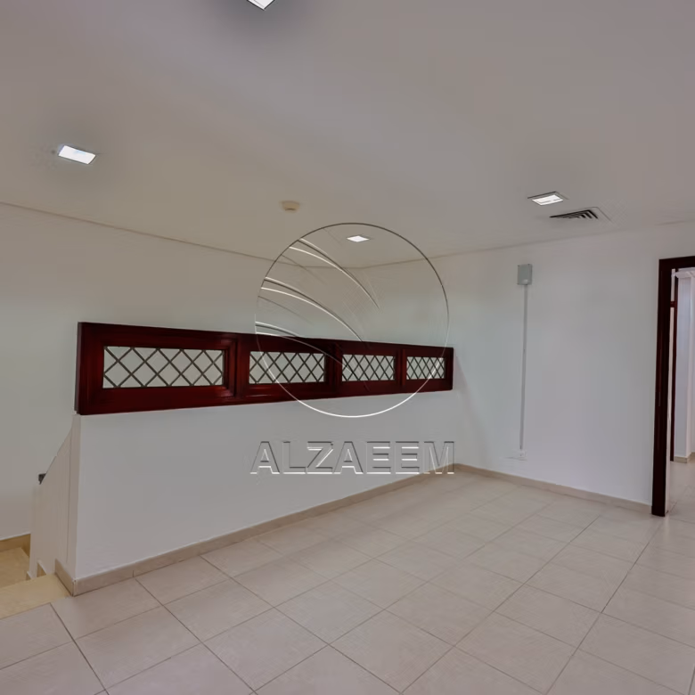 √Prime Location | UPCOMING | Private Garden√
