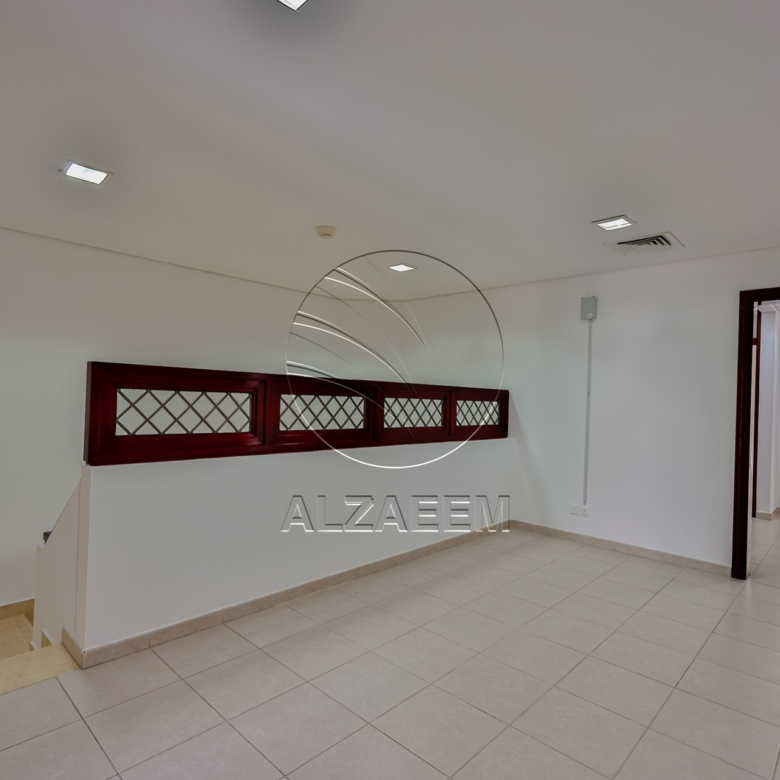 √Prime Location | UPCOMING | Private Garden√