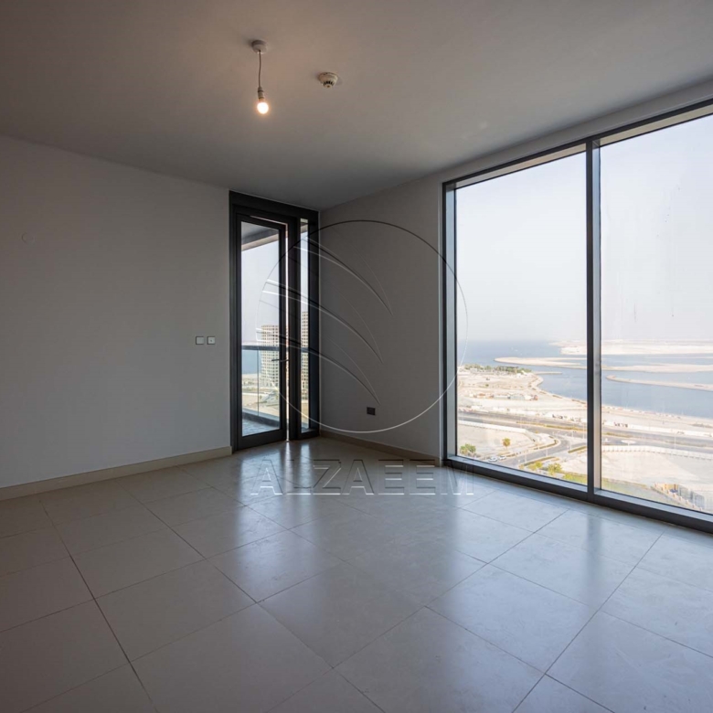 √ VACANT | Partial Sea View | Spacious Layout √