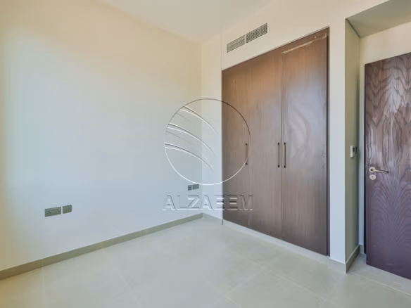 √Single Row! Perfect for End Use | Spacious Area√