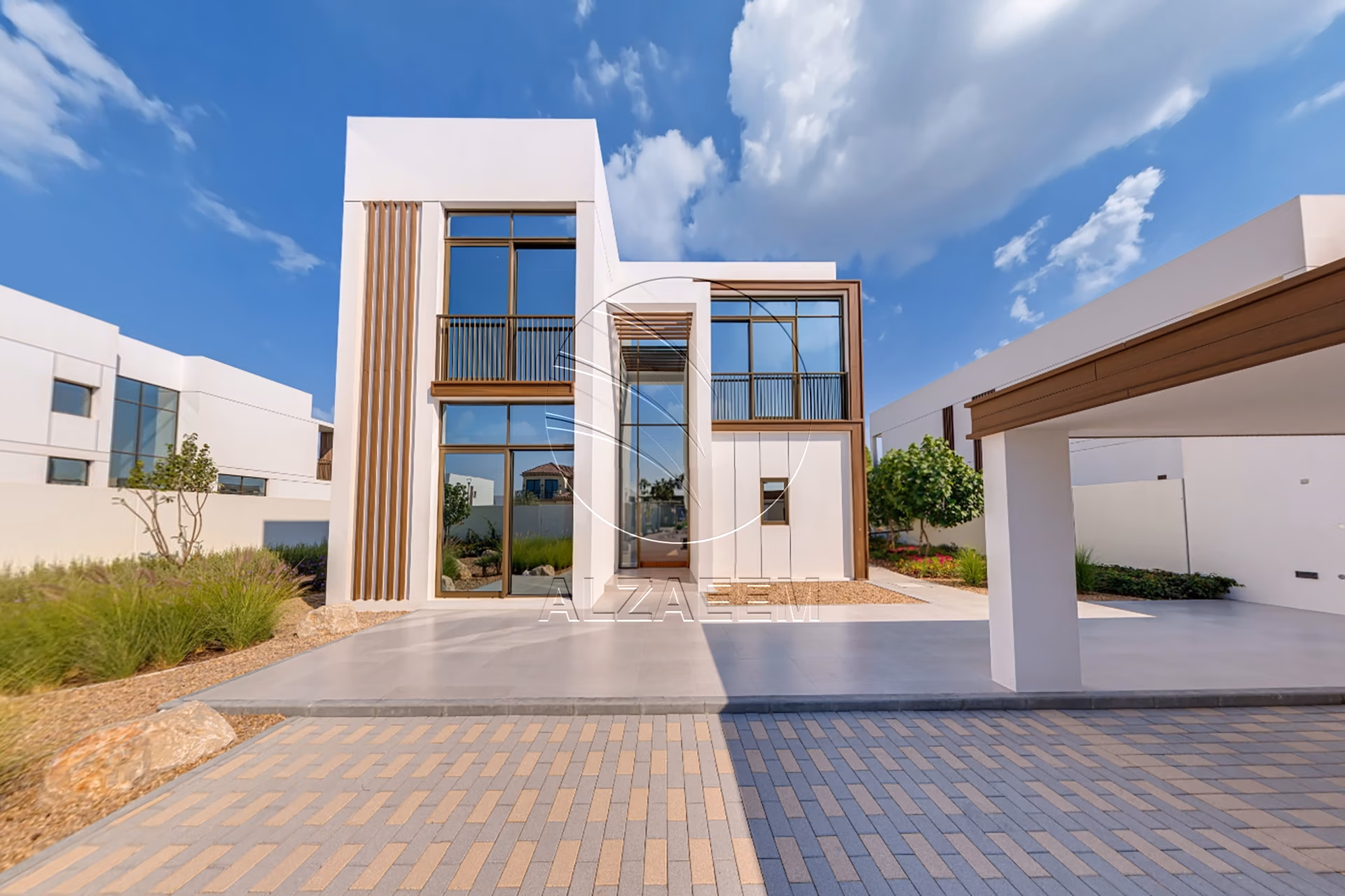 HOT DEAL Villa with Spacious 1,000 Sqm Plot