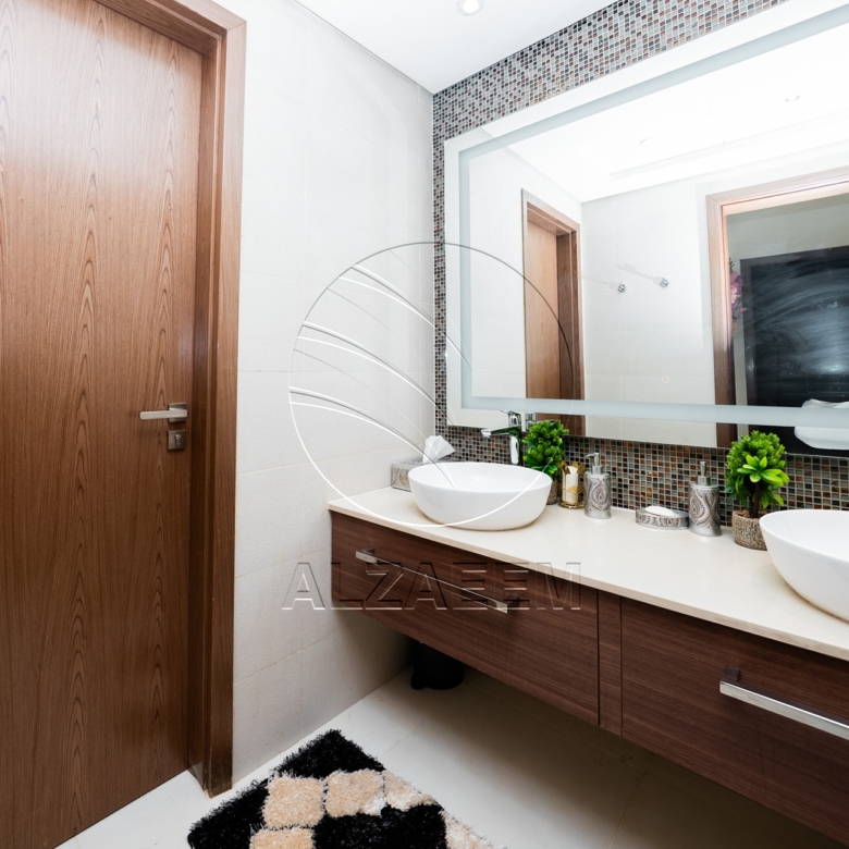 VIP | Upgraded Villa | Corner Single Row | Jacuzzi